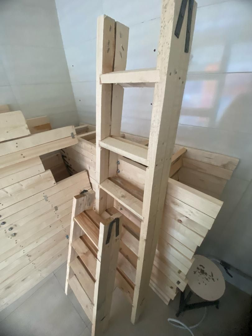 نردبان چوبی سفری نردبان چوبی سفری